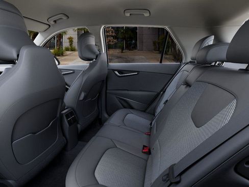 New 2026 Kia Niro EX image 13