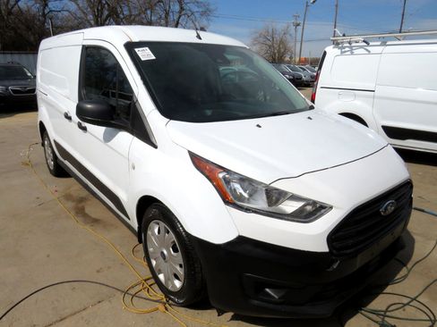 Used 2019 Ford Transit Connect XLT image 3