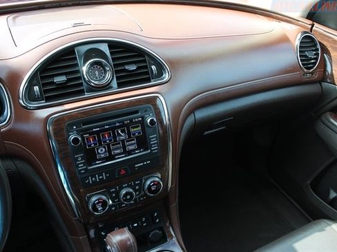 Used 2014 Buick Enclave Leather w/ Trailering Provision Package FWD image 9