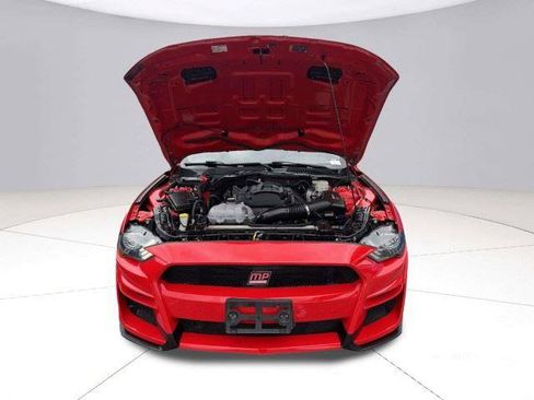 Used 2019 Ford Mustang Coupe w/ Equipment Group 101A RWD image 55