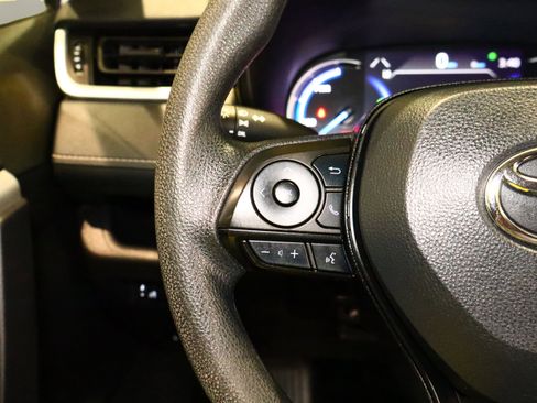 Used 2024 Toyota RAV4 LE image 11