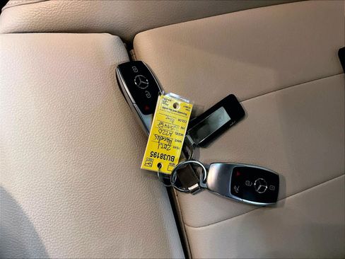 Used 2021 Mercedes-Benz A 220 image 13