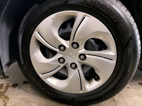 Used 2015 Honda Civic LX image 10