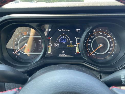 Certified 2024 Jeep Wrangler Unlimited Rubicon image 28