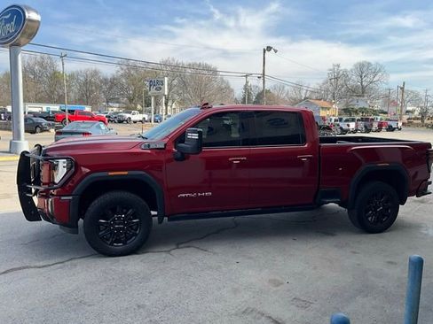 Used 2024 GMC Sierra 2500 AT4 w/ AT4 Premium Plus Package AWD/4WD image 3