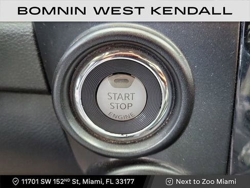 Used 2023 Nissan Titan PRO-4X w/ Pro-4x Convenience Package image 15