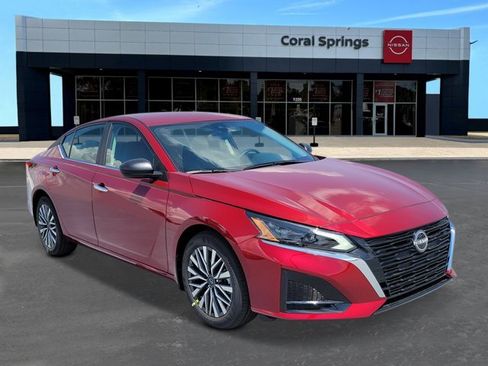 New 2025 Nissan Altima 2.5 SV image 7