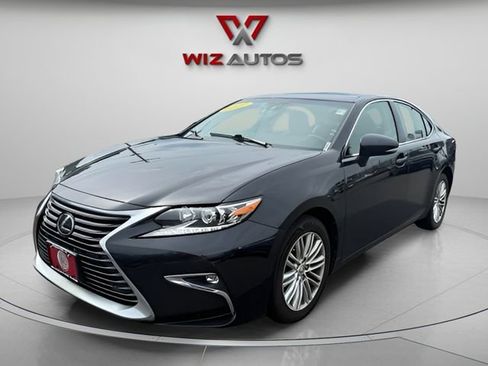 Used 2017 Lexus ES 350 w/ Premium Package FWD image 1