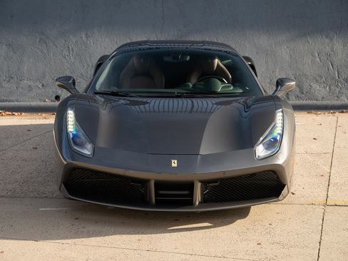 Certified 2016 Ferrari 488 GTB image 5