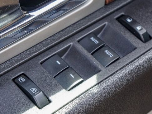 Used 2014 Ford F150 Lariat w/ Equipment Group 502A Luxury image 28