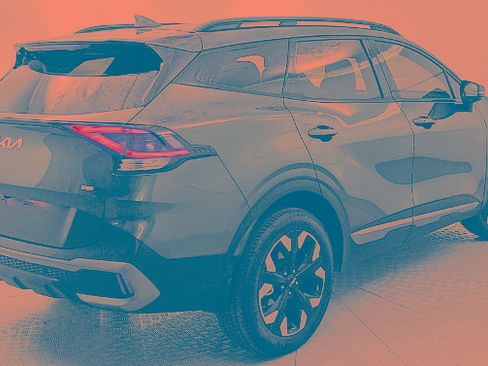 Used 2023 Kia Sportage X-Line AWD/4WD image 3