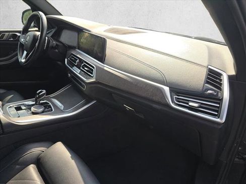 Used 2023 BMW X5 sDrive40i image 22