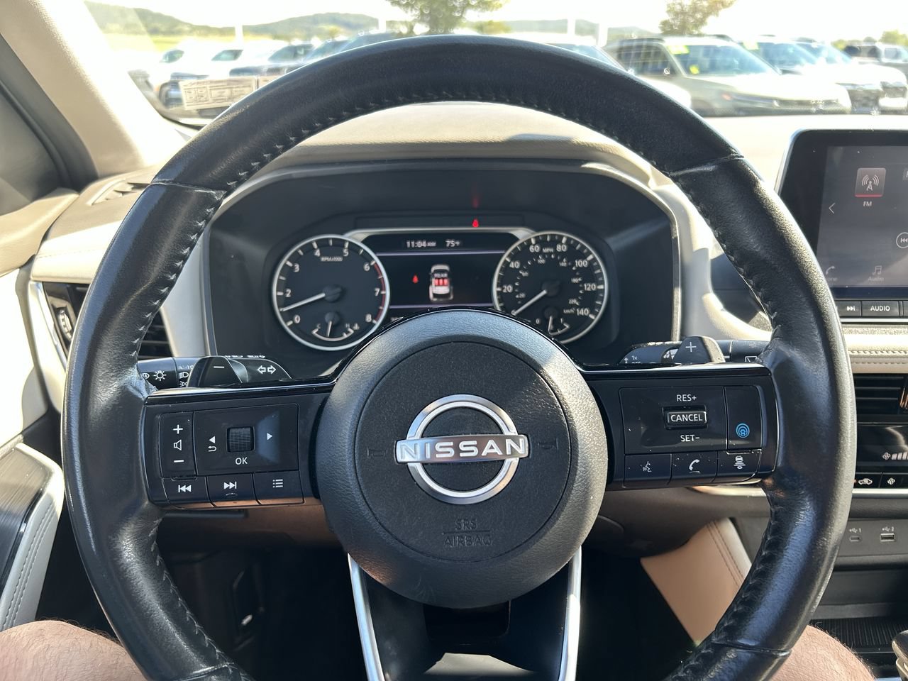 Used 2023 Nissan Rogue SL AWD/4WD image 25