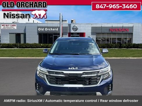 Used 2024 Kia Seltos SX w/ SX Sunroof Package AWD/4WD image 2