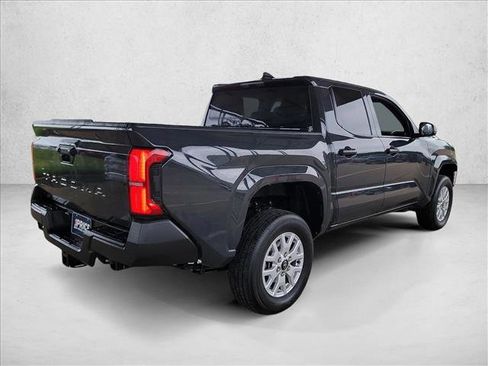 Used 2025 Toyota Tacoma SR RWD image 5
