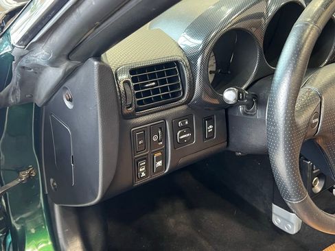 Used 2003 Toyota MR2 image 12