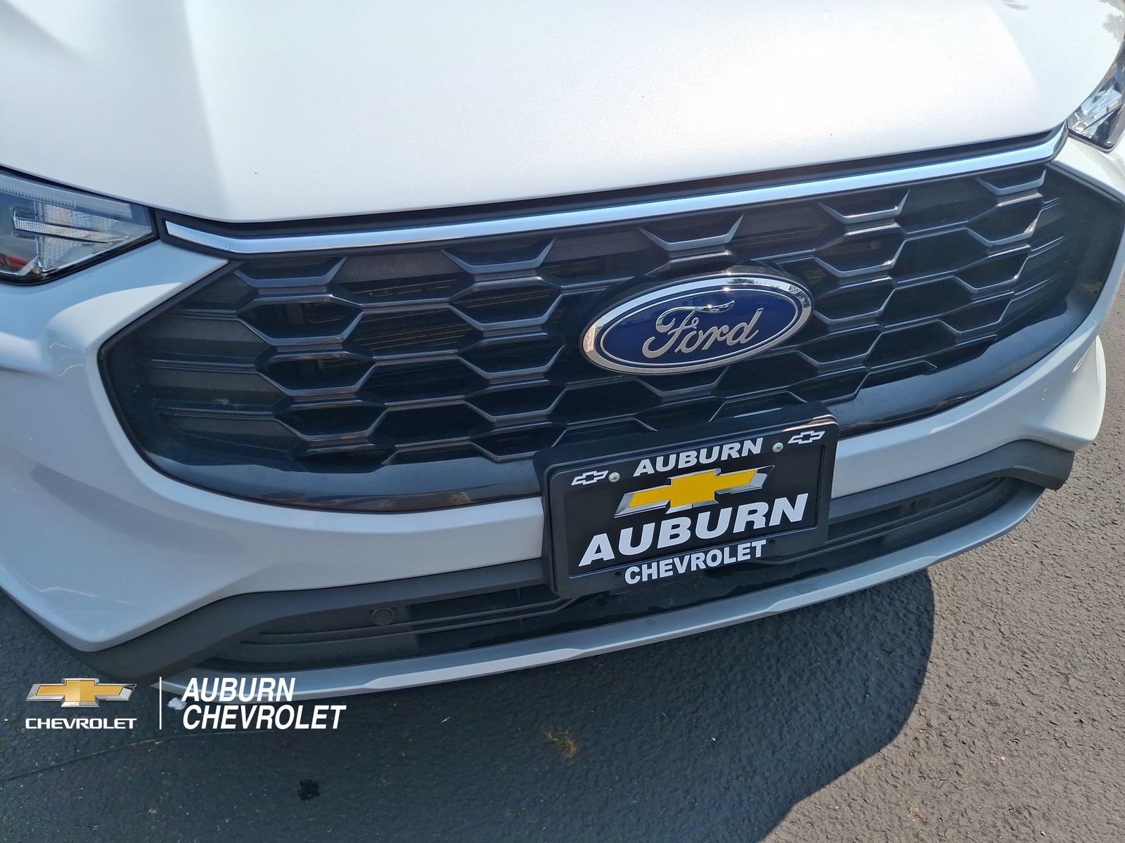 Used 2025 Ford Escape ST-Line Select AWD/4WD image 24