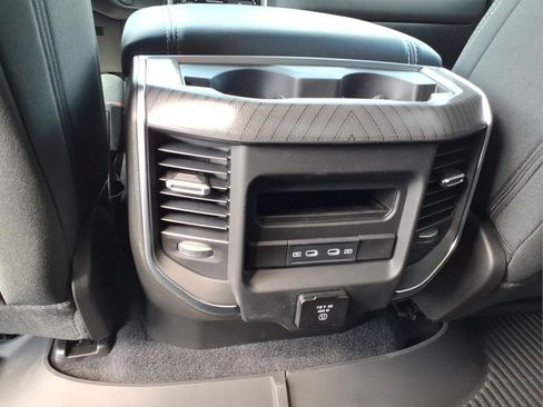 New 2026 RAM 1500 Big Horn AWD/4WD image 8