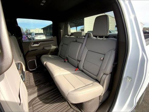New 2026 GMC Sierra 1500 SLT w/ SLT Premium Package image 13