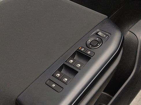 Used 2025 Kia K4 FWD image 27