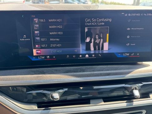 Used 2025 BMW X5 xDrive40i w/ Premium Package image 21