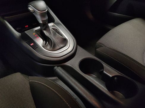 Used 2022 Kia Forte LXS image 26