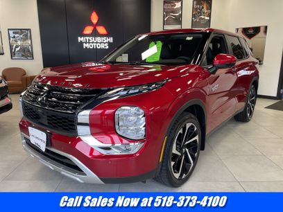 New 2025 Mitsubishi Outlander SE