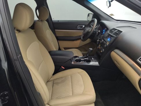 Used 2016 Ford Explorer FWD image 21
