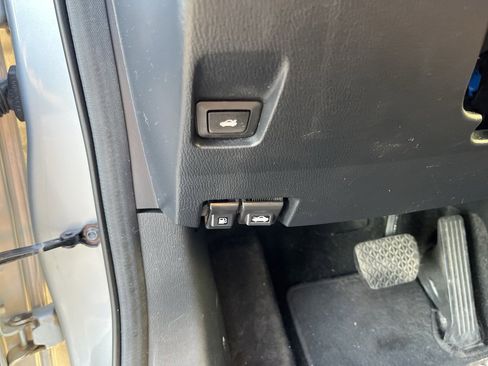 Used 2018 Toyota Yaris iA image 11