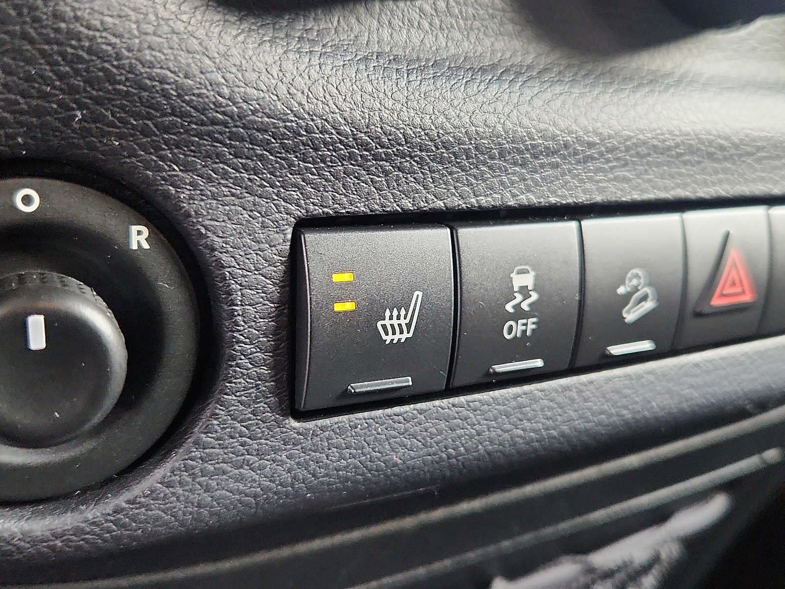 Used 2016 Jeep Wrangler Unlimited Sahara w/ Dual Top Group AWD/4WD image 22