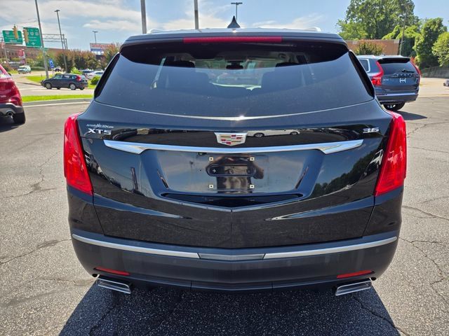 Used 2018 Cadillac XT5 Luxury w/ Driver Awareness Package FWD image 7