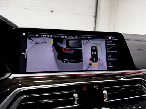 Used 2020 BMW X5 xDrive40i w/ M Sport Package image 25