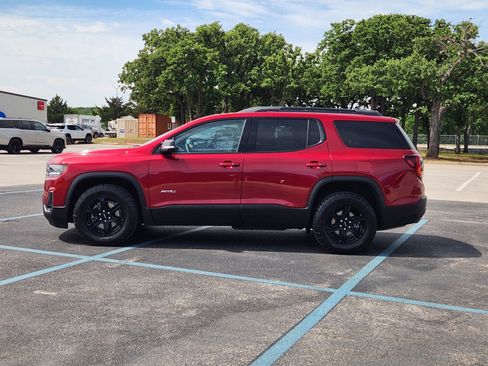 Used 2023 GMC Acadia AT4 w/ Technology Package AWD/4WD image 3