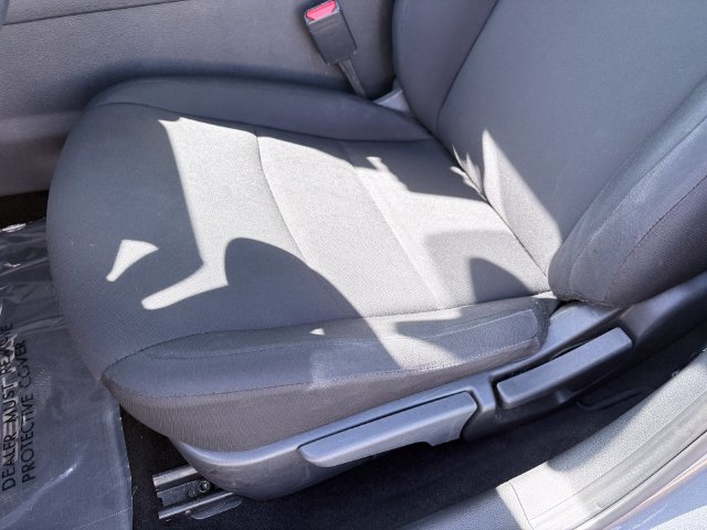 Used 2024 Nissan Sentra S FWD image 9