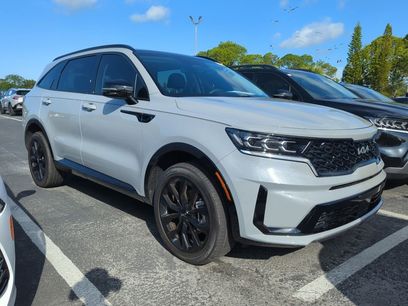 Used 2023 Kia Sorento SX