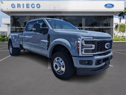 New 2025 Ford F450 Platinum w/ FX4 Off-Road Package