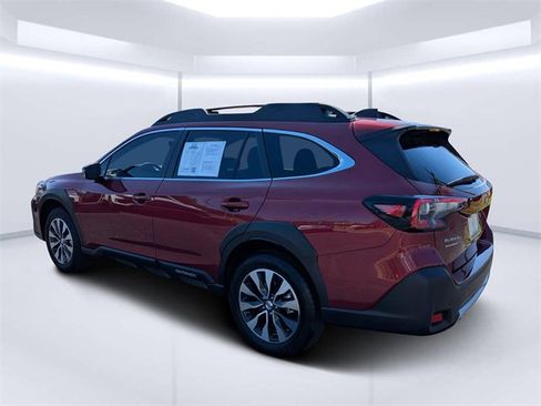 Used 2025 Subaru Outback Limited XT image 5