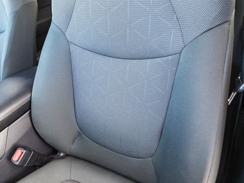 Certified 2025 Toyota RAV4 XLE image 21