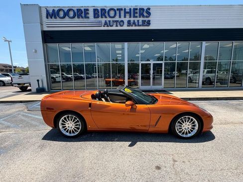 Used 2007 Chevrolet Corvette Convertible w/ Preferred Equipment Group RWD image 1