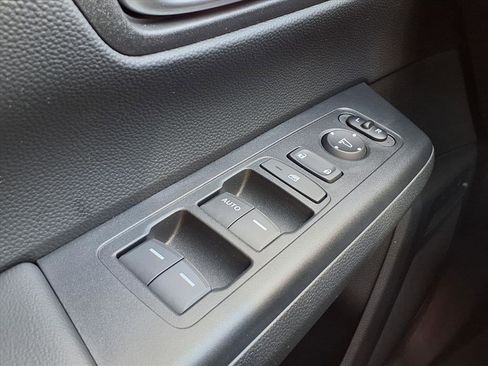 Certified 2023 Honda CR-V LX image 9