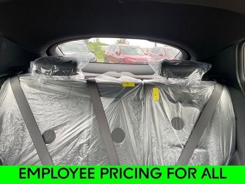 New 2025 Buick Envista Avenir image 29