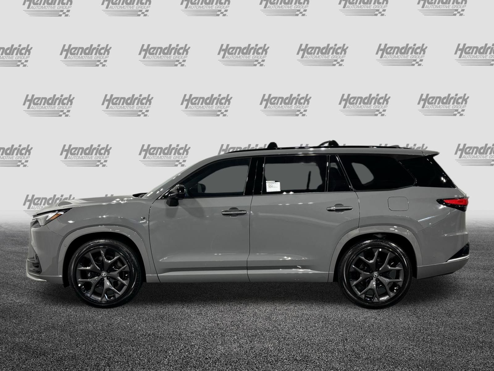 Used 2026 Lexus TX 500h AWD w/ Technology Package image 10