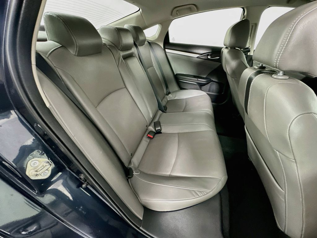 Used 2016 Honda Civic Touring image 27