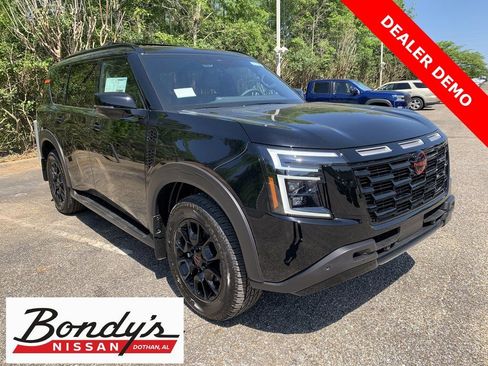 New 2025 Nissan Armada PRO-4X w/ Pro-4X Premium Package image 1