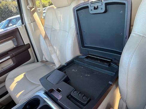 Used 2016 RAM 2500 Laramie image 18