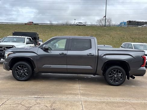 Used 2025 Toyota Tundra Platinum image 9