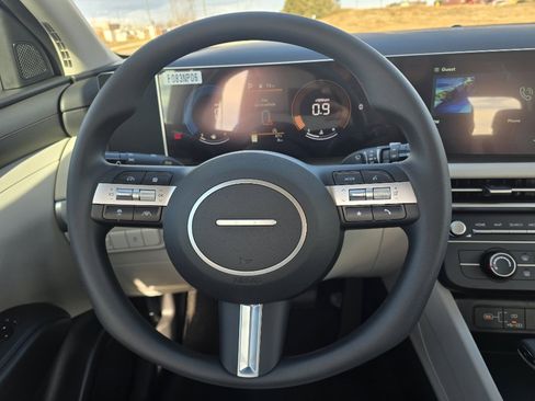 New 2026 Hyundai Tucson SE image 28