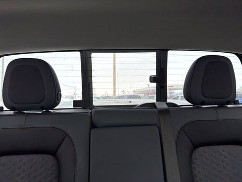 Used 2022 Chevrolet Colorado Z71 image 32