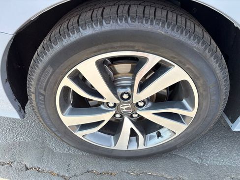 Used 2023 Honda Odyssey Touring image 16