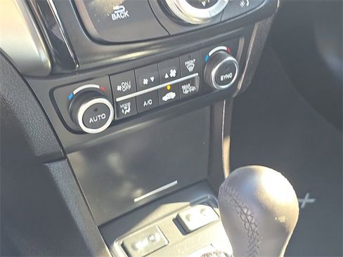 Used 2019 Acura ILX w/ Premium Package image 23